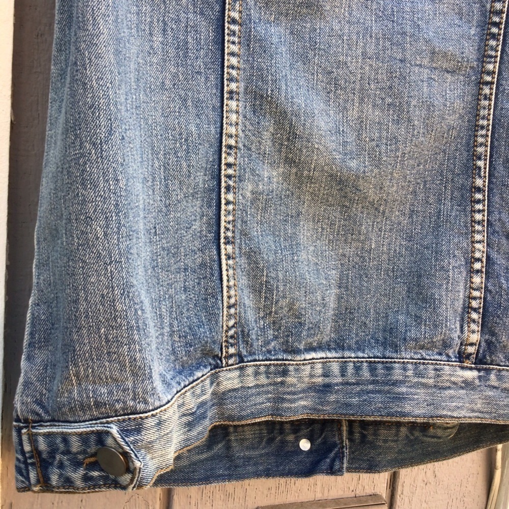 Forever 21 Denim Studded Sleeveless Women Washed Punk Vest Size Medium - Picture 8 of 8